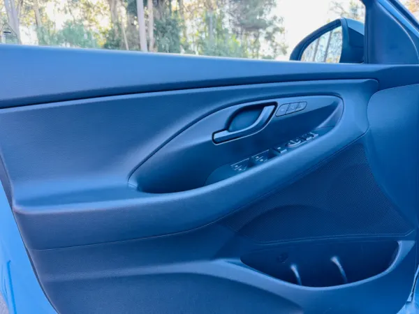 Hyundai i30 N 2.0 T-GDi Pack Performance 27