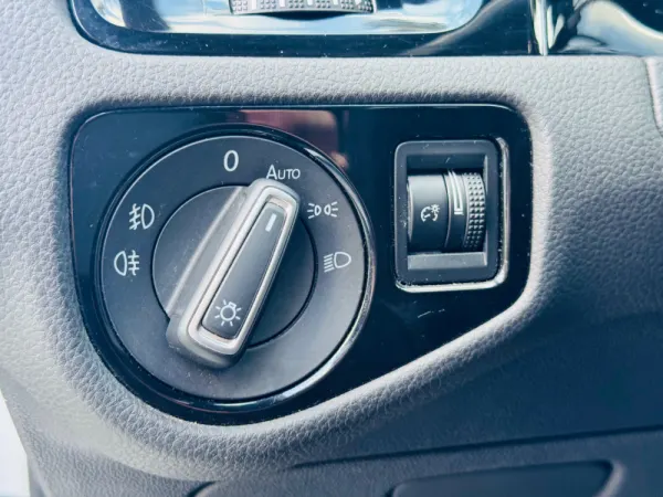 Volkswagen Golf 2.0 TSi GTi DSG Performance 23