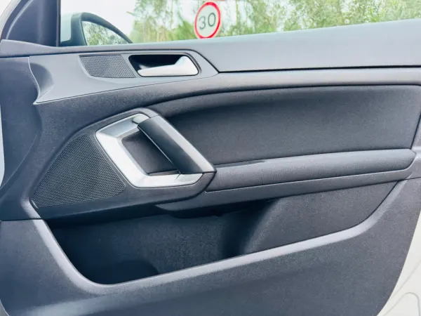 Peugeot 308 SW 1.6 BlueHDi Allure J17 35