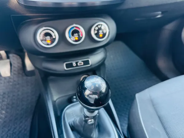 Fiat 500X 1.3 MJ Pop Star J17 S&S 31