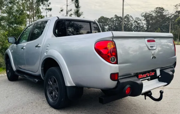 Mitsubishi L200 2.5 DI-D CD Invite AC CC 4WD 14