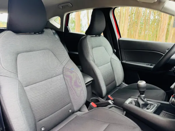 Renault Captur 1.0 TCe Intens Bi-Fuel 44