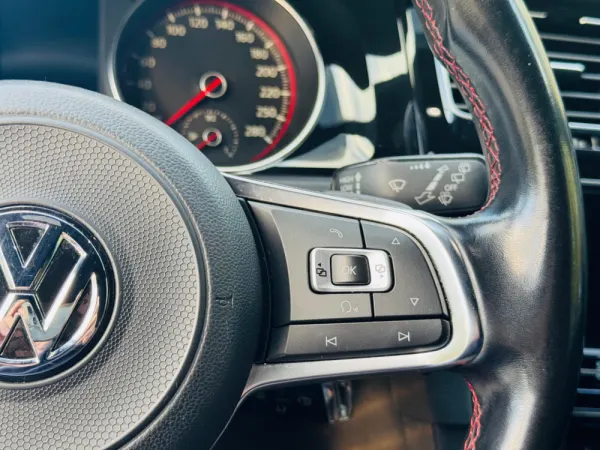 Volkswagen Golf 2.0 TSi GTi DSG Performance 26