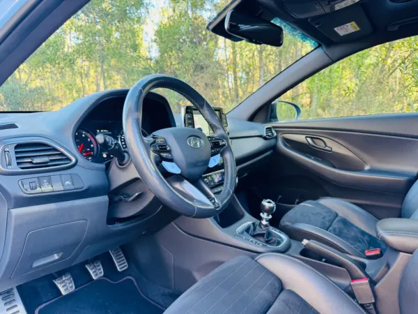 Hyundai i30 N 2.0 T-GDi Pack Performance 32