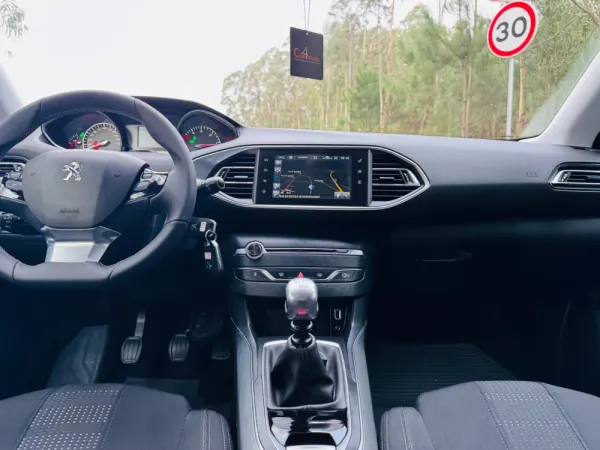 Peugeot 308 SW 1.6 BlueHDi Allure J17 30