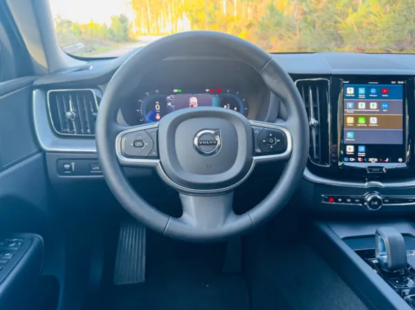 Volvo XC 60 2.0 B4 Inscription Geartronic 40