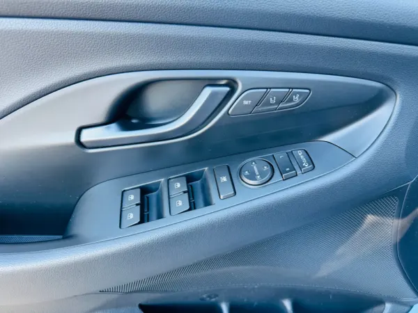 Hyundai i30 N 2.0 T-GDi Pack Performance 28