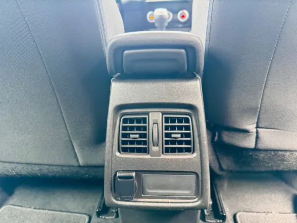 Renault Captur 1.0 TCe Intens Bi-Fuel 51