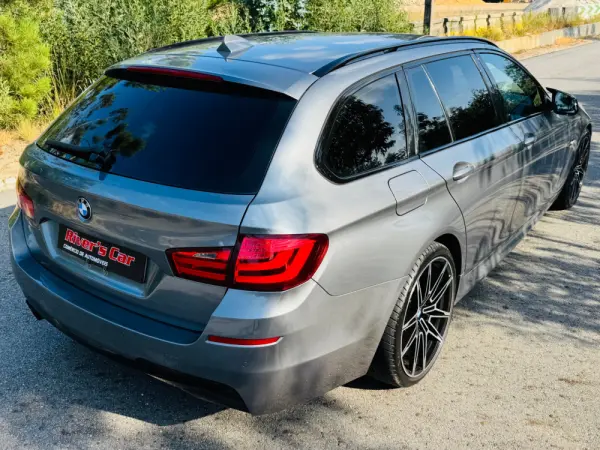 BMW 520 d Pack M Auto 11