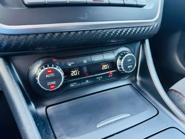 Mercedes-Benz A 180 CDI BE AMG Sport Aut. 28