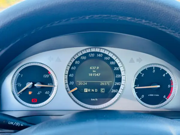 Mercedes-Benz C 220 CDi Avantgarde BlueEfficiency Aut. 23