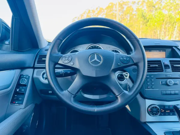 Mercedes-Benz C 220 CDi Avantgarde BlueEfficiency Aut. 28