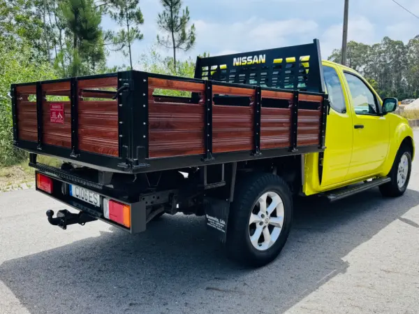 Nissan Navara 2.5 dCi CD SE Eastpak 9