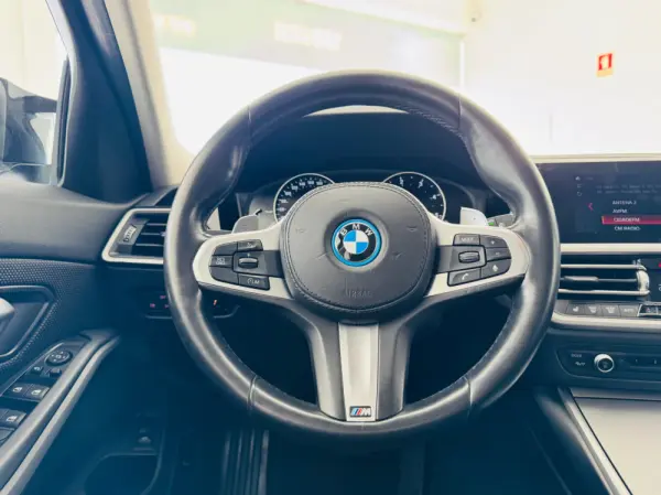 BMW 320 d Aut. Advantage 34