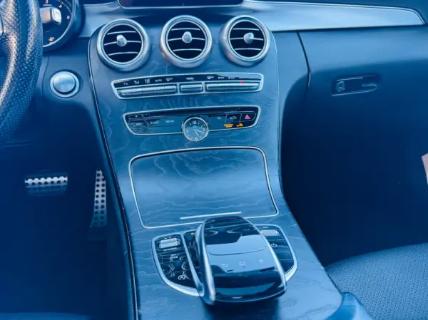 Mercedes-Benz C 220 d 9G-TRONIC AMG Line 37