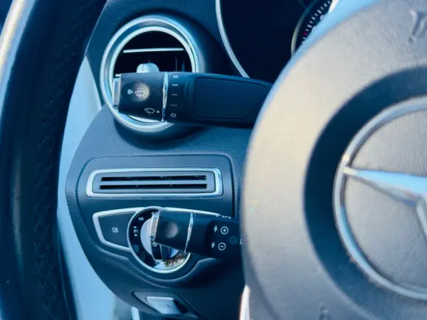Mercedes-Benz C 220 d 9G-TRONIC AMG Line 27