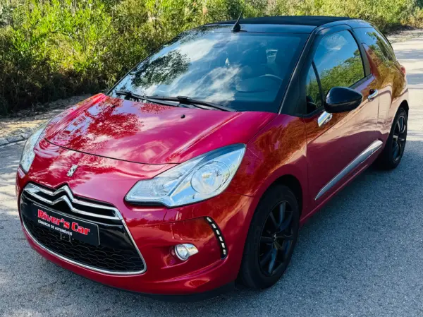 Citroen DS3 Cabrio 1.2 VTi So Chic 2