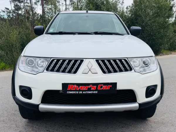 Mitsubishi L200 2.5 DI-D CD Intense AC/JLL 4