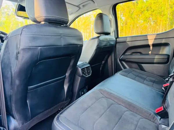 Volkswagen Amarok 2.0 TDi Auto Style 53