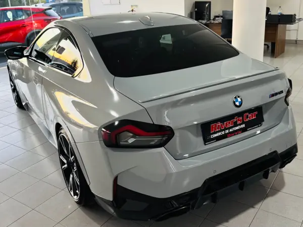 BMW M240i xDrive Auto 10