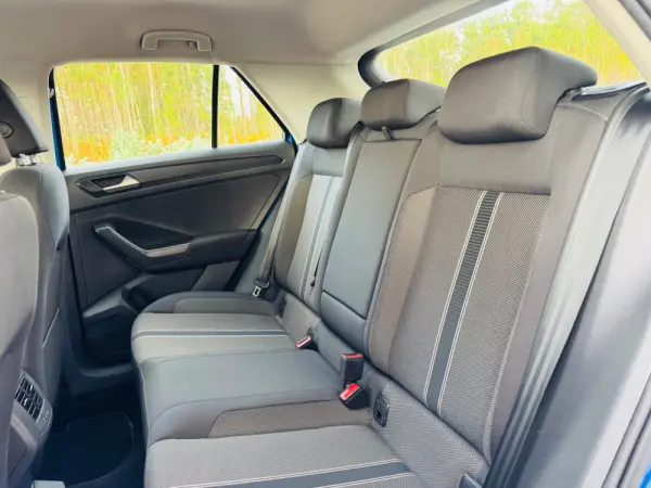 Volkswagen T-Roc 1.0 TSI Style 37