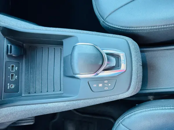 Renault Zoe (c/ Bateria) Zen 50 31