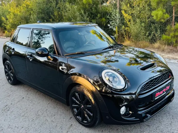 MINI 5 Portas Cooper S 6