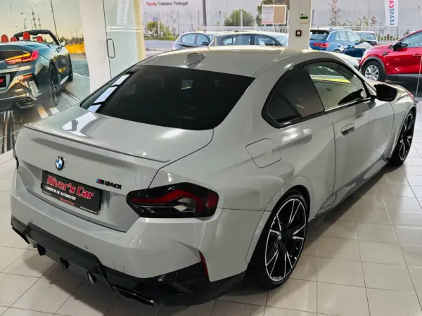 BMW M240i xDrive Auto 14