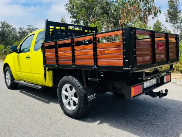 Nissan Navara 2.5 dCi CD SE Eastpak 17