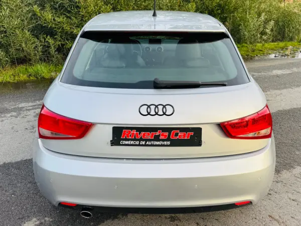 Audi A1 1.6 TDI S-line 13