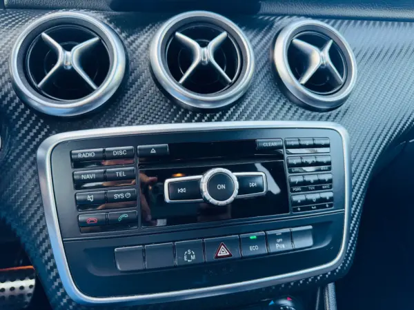 Mercedes-Benz A 180 CDI BE AMG Sport Aut. 27