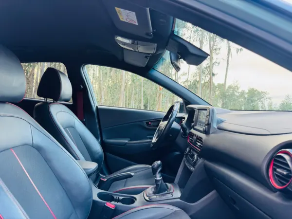 Hyundai Kauai 1.0 T-GDi Premium Pele/Tec.Vermelho 34