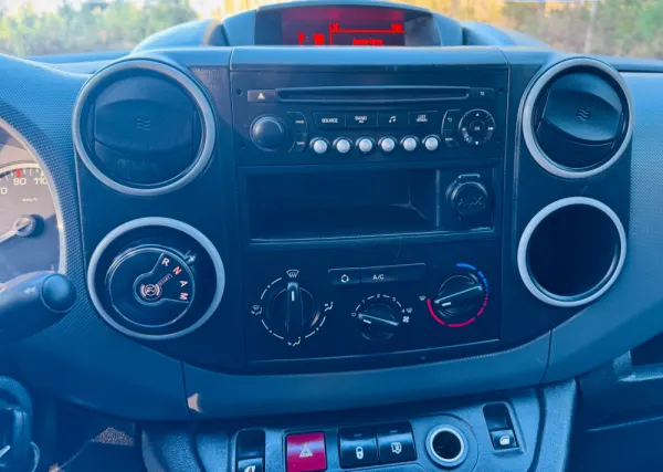 Citroën Berlingo 1.6 BlueHDi Feel ETG6 23