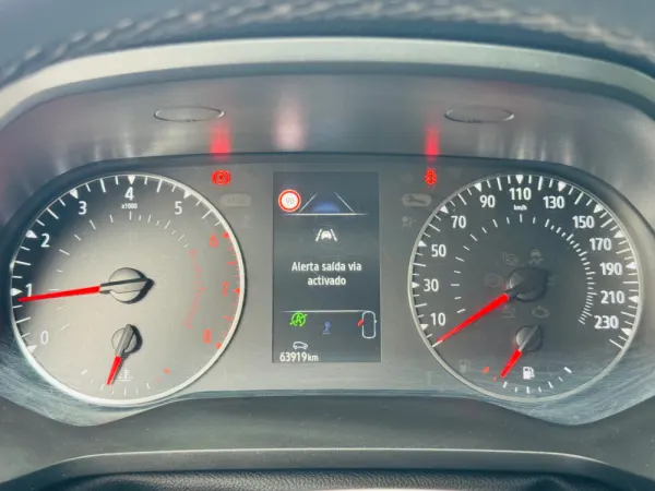 Renault Captur 1.0 TCe Intens Bi-Fuel 32