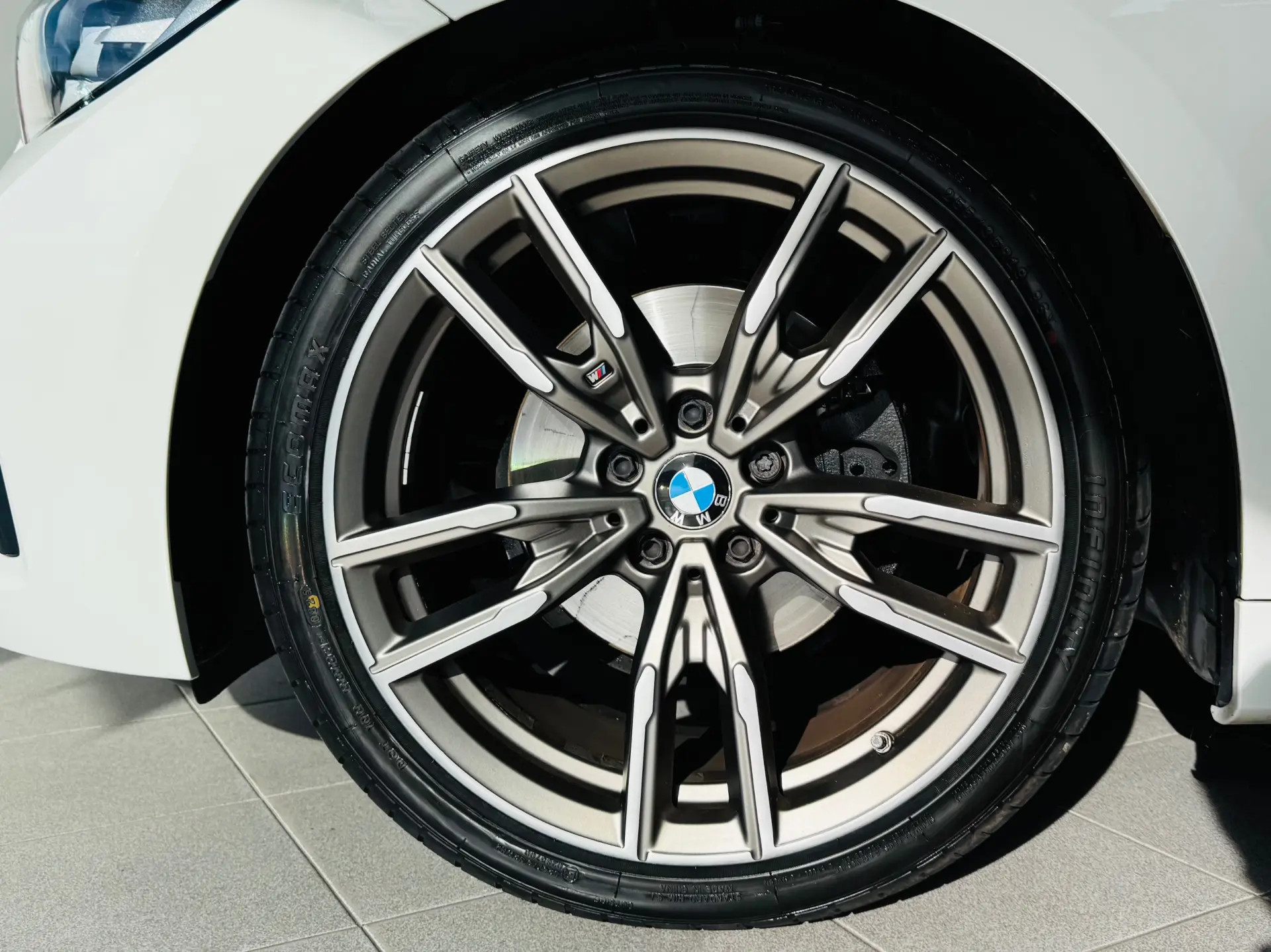 BMW 320 d Aut. Advantage 4