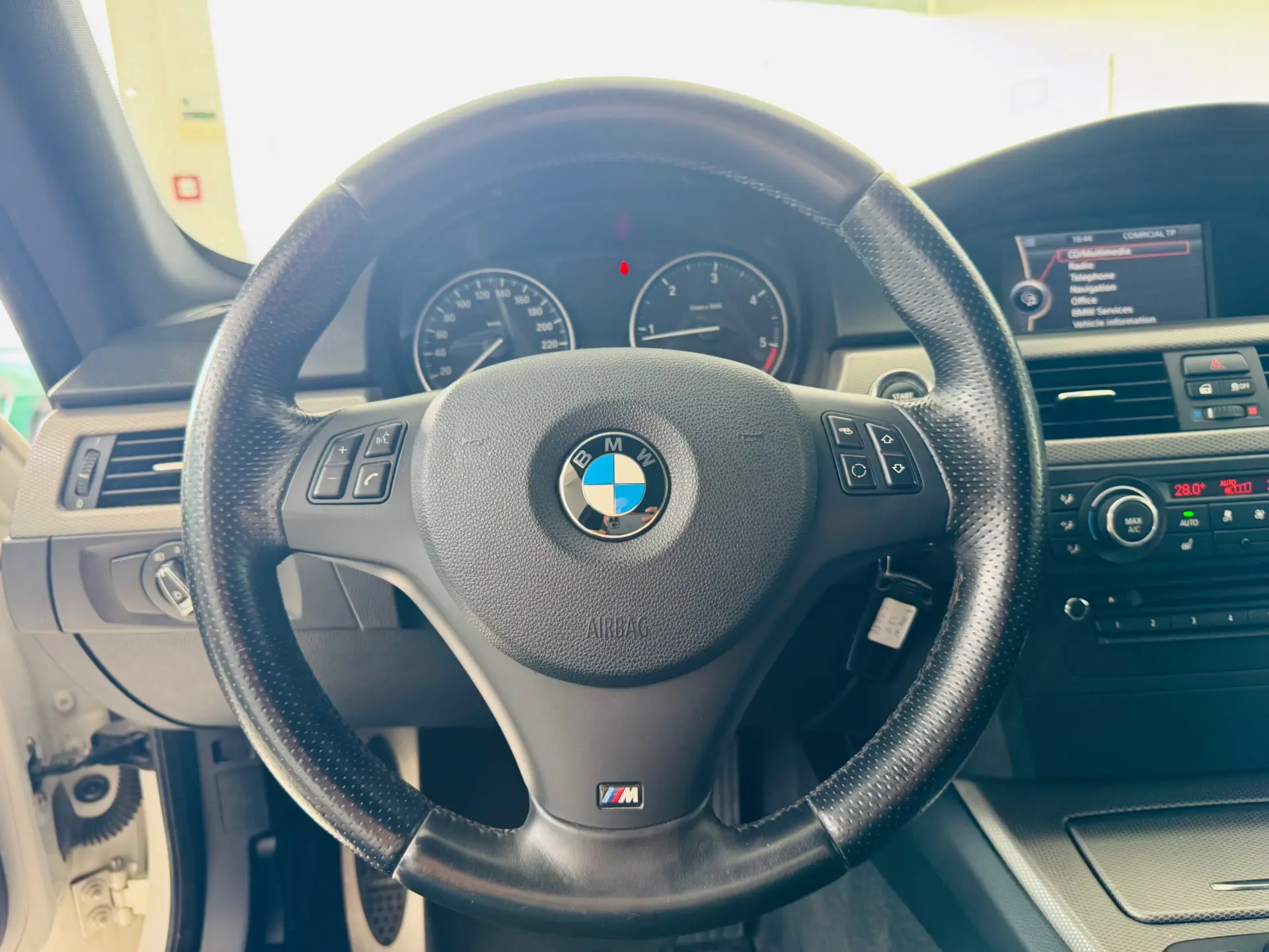 BMW 320 d Aut. M Sport Edition 23