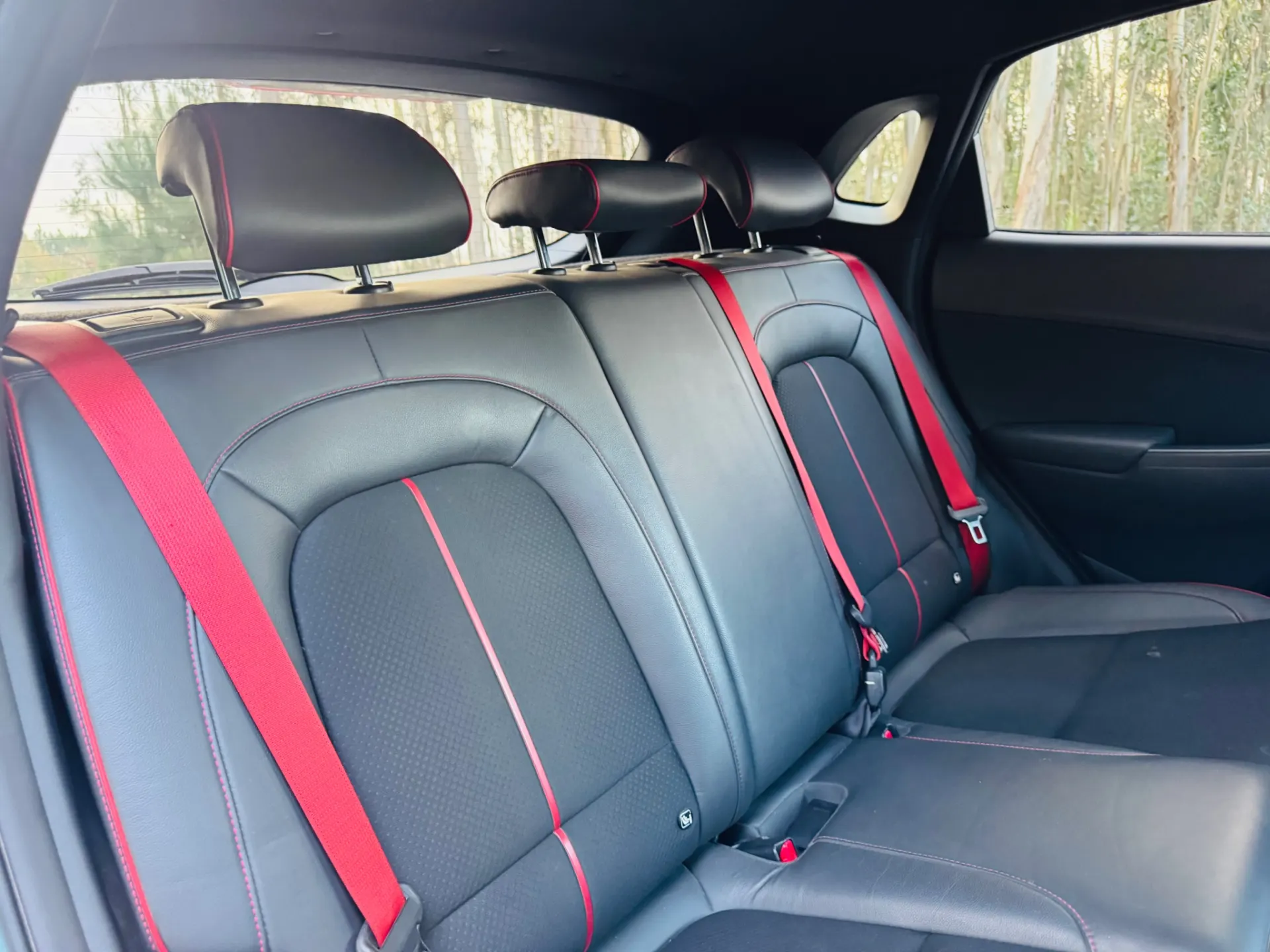 Hyundai Kauai 1.0 T-GDi Premium Pele/Tec.Vermelho 41