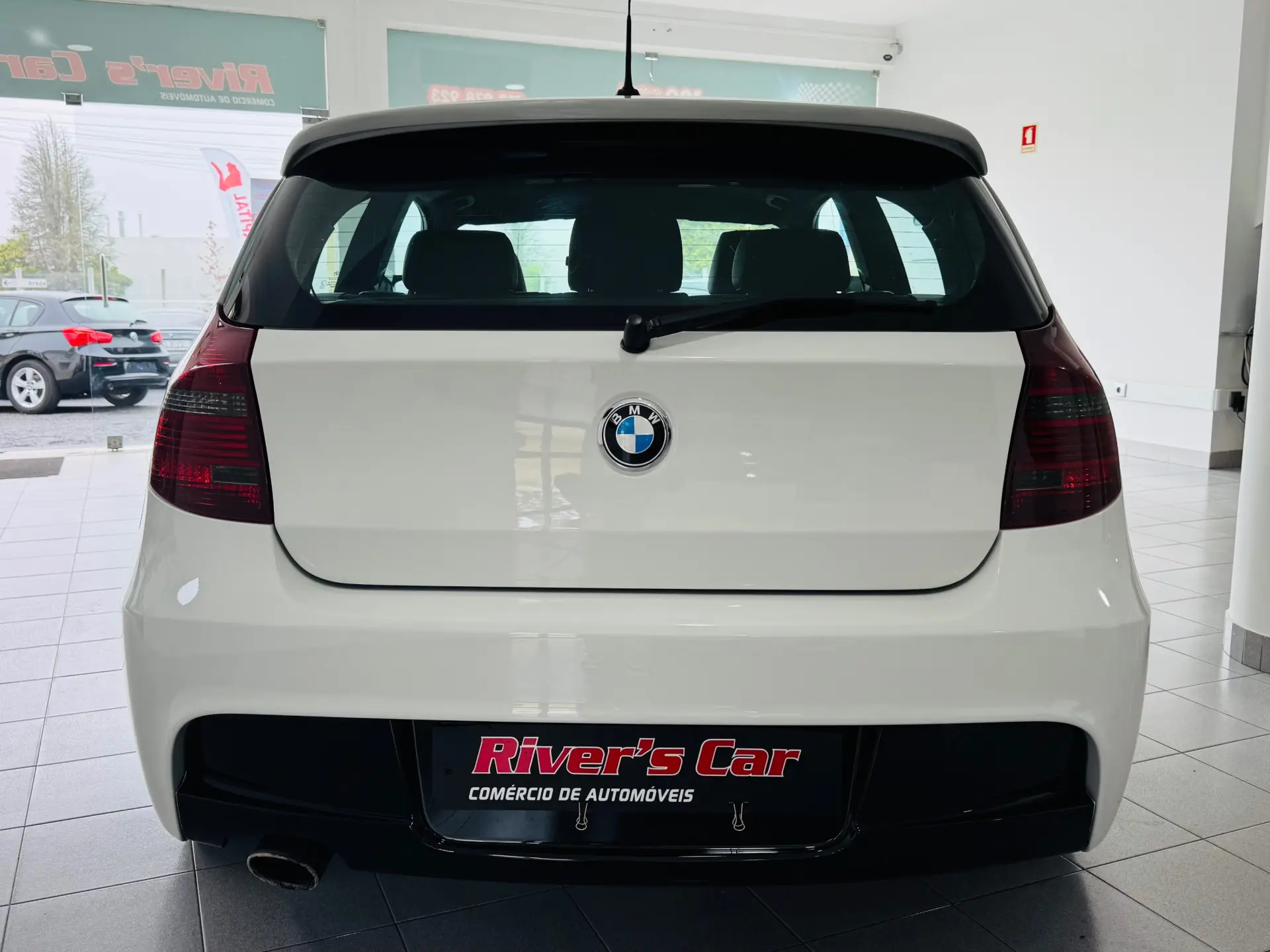 BMW 118 d Pack M 11