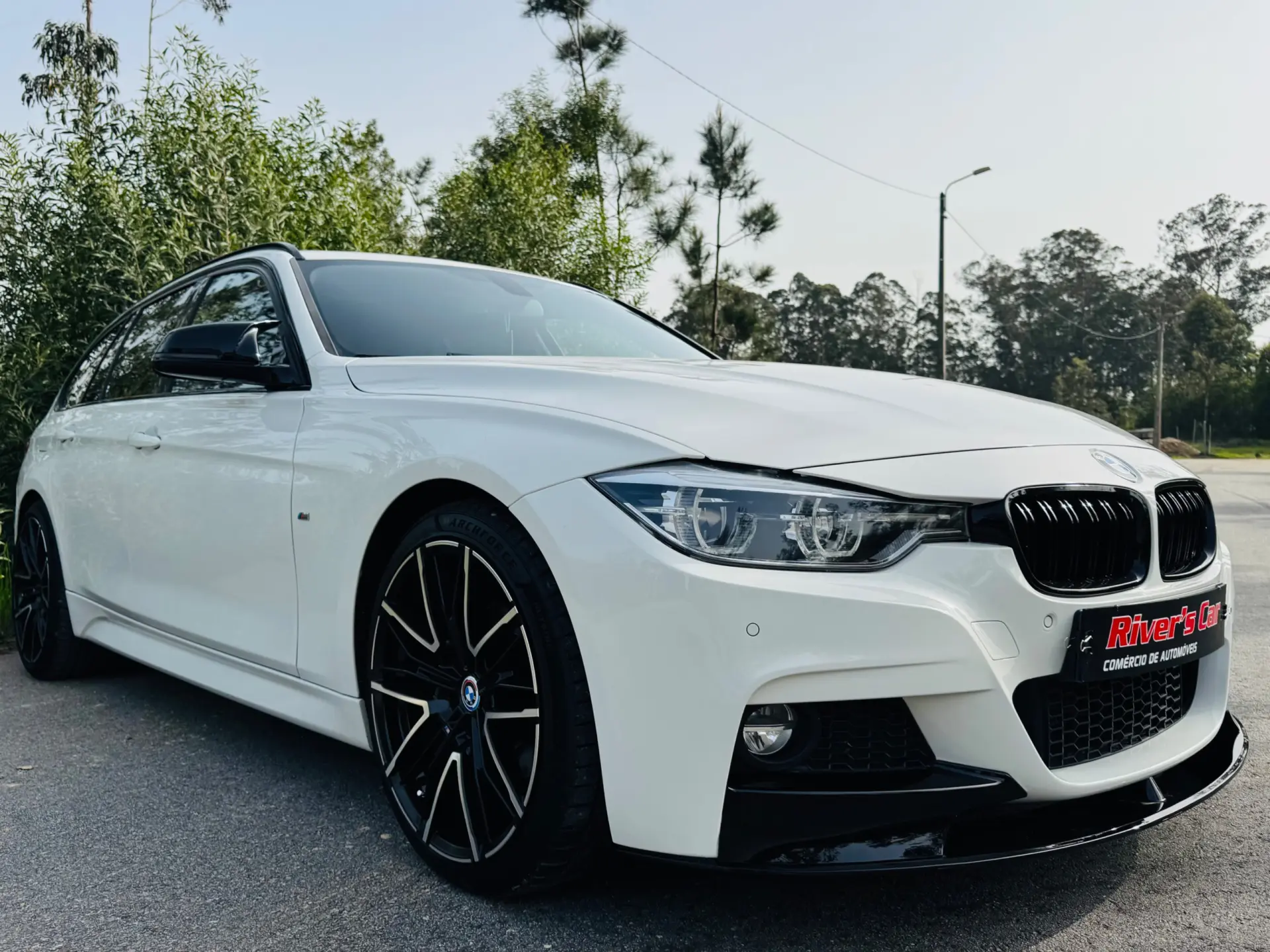 BMW 320 d Pack M Auto 8