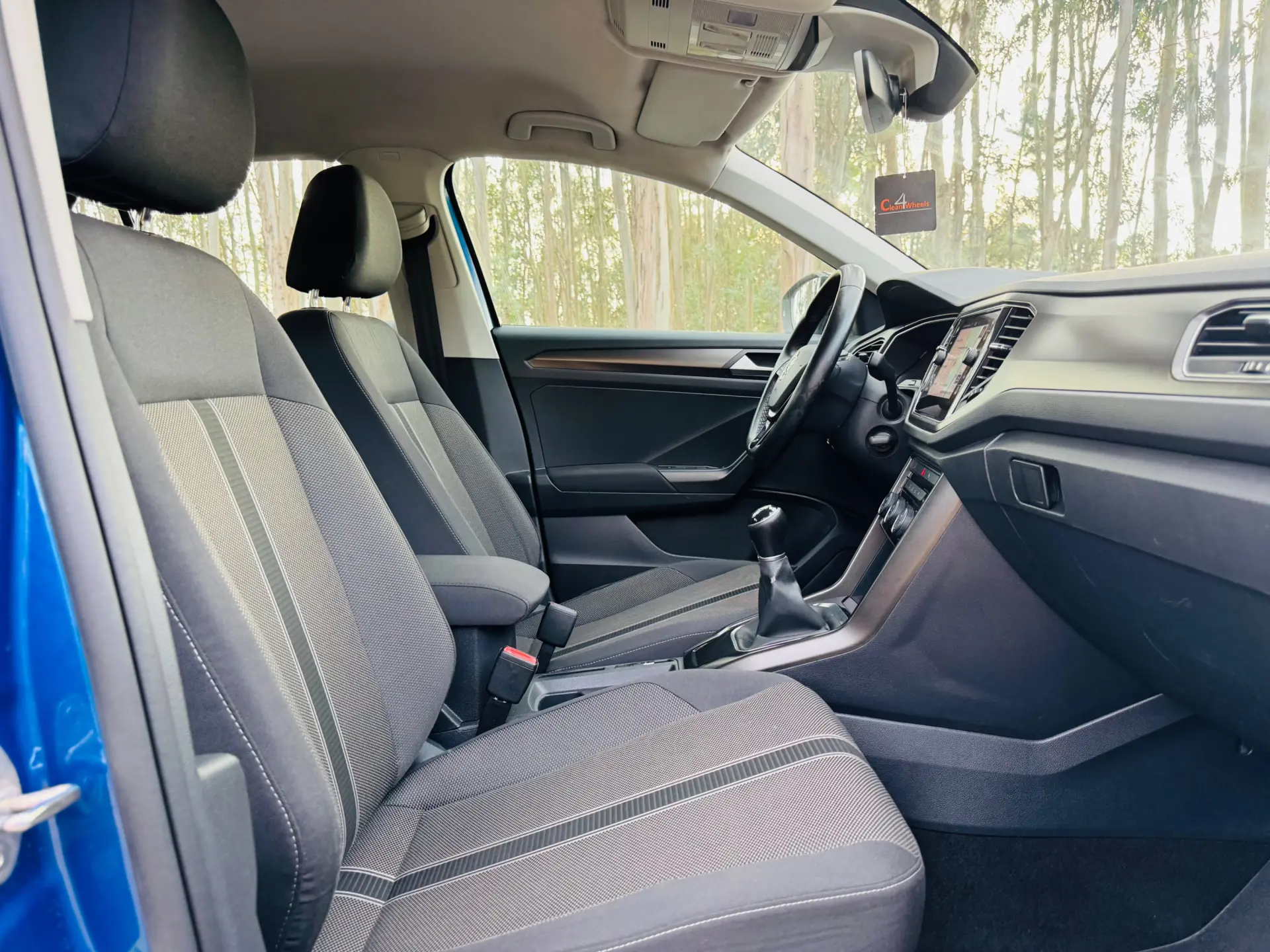 Volkswagen T-Roc 1.0 TSI Style 33