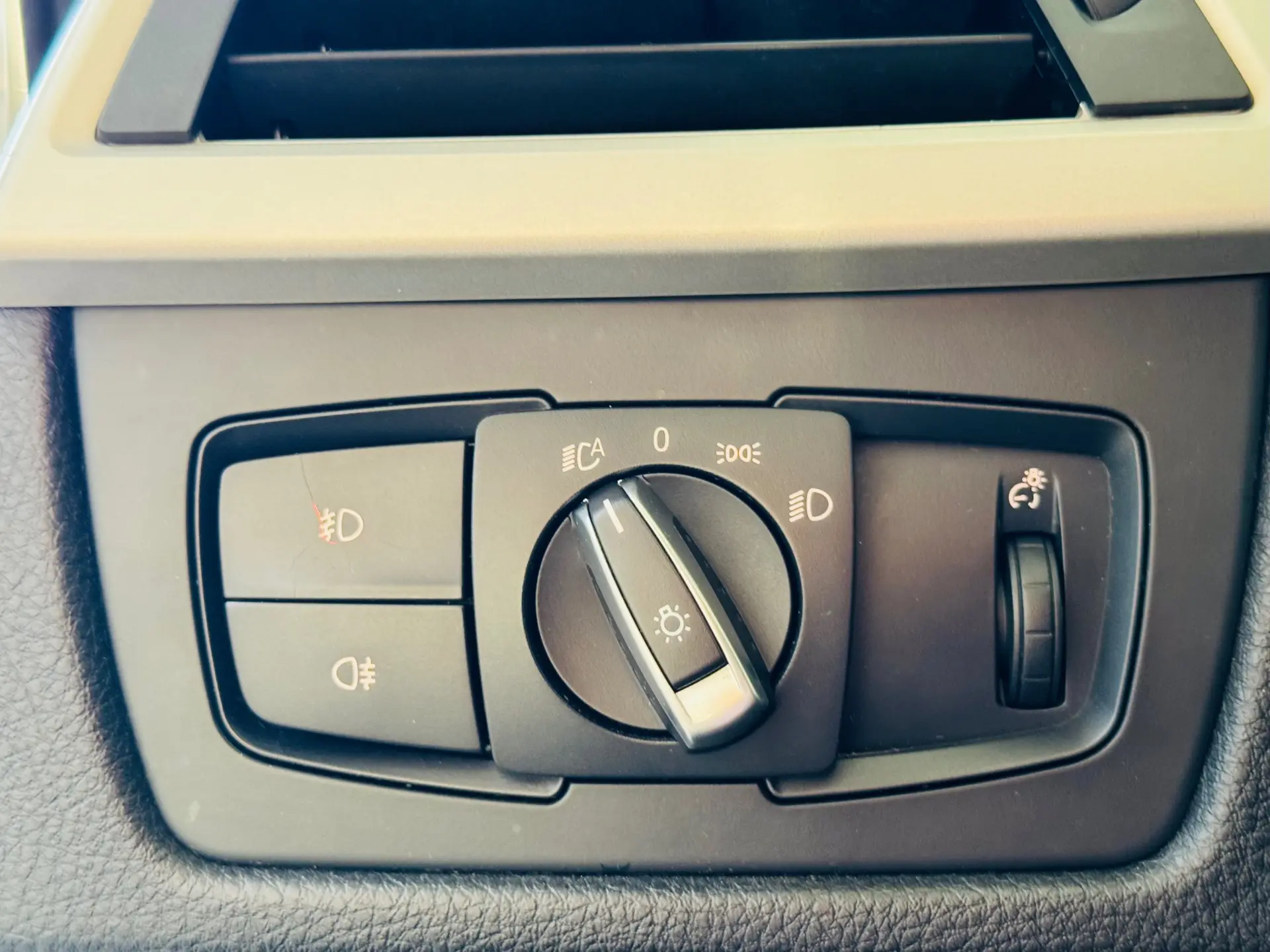 BMW 320 d Sport Line 23