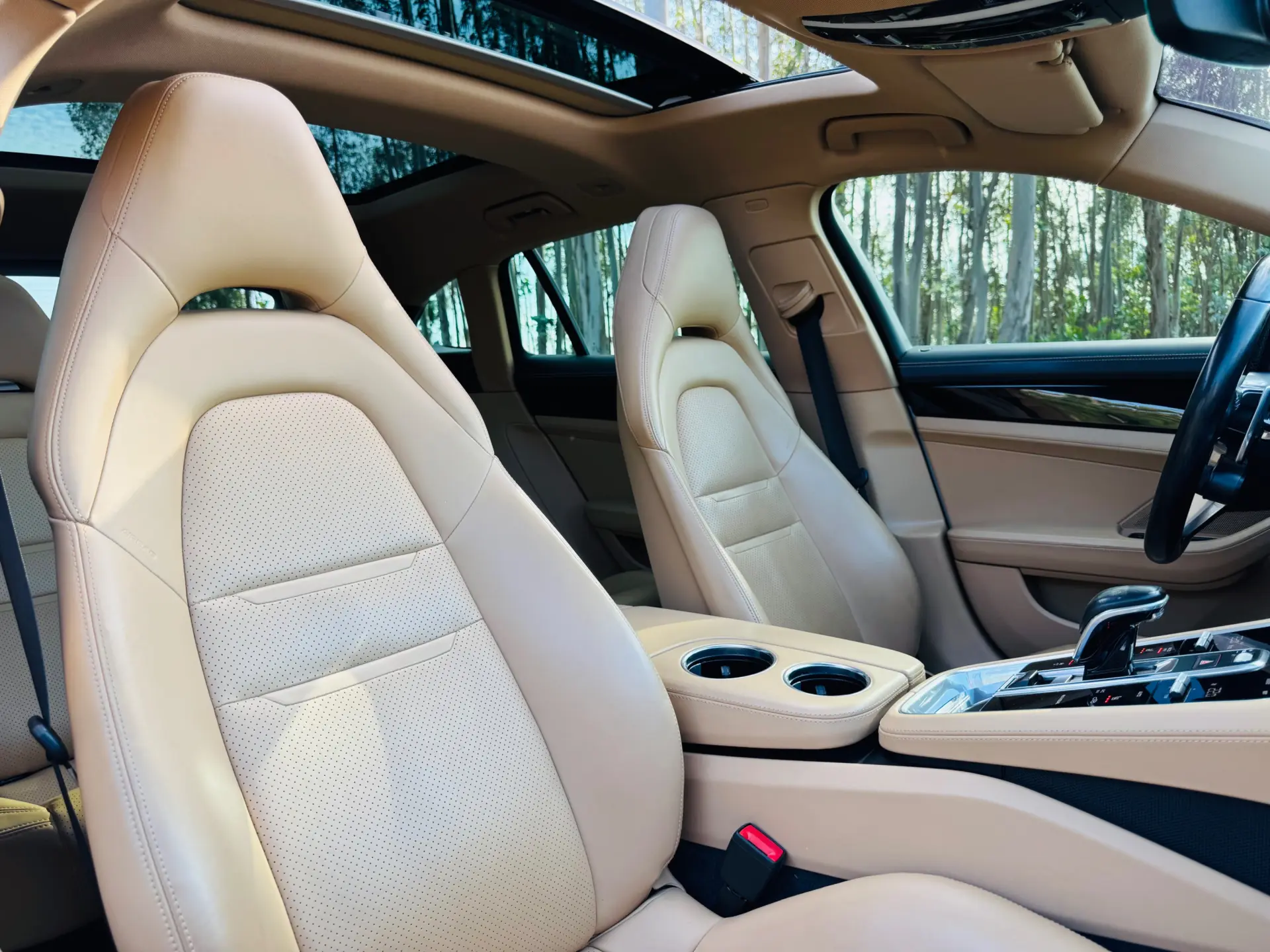 Porsche Panamera Sport Turismo 4 E-Hybrid 57