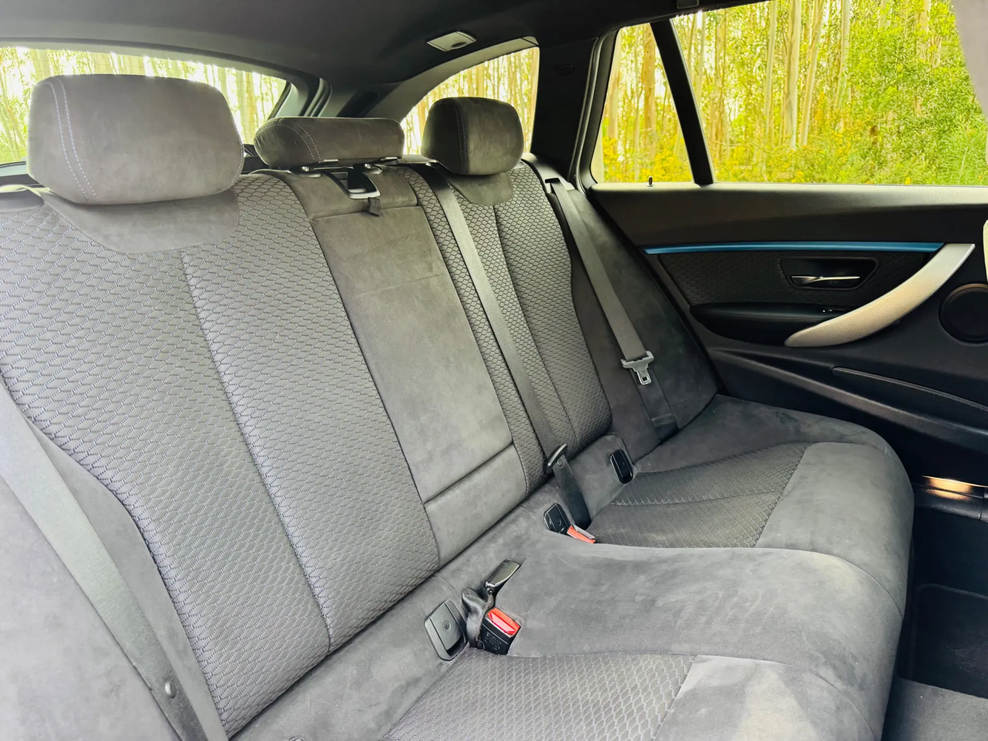 BMW 320 d Pack M Auto 40