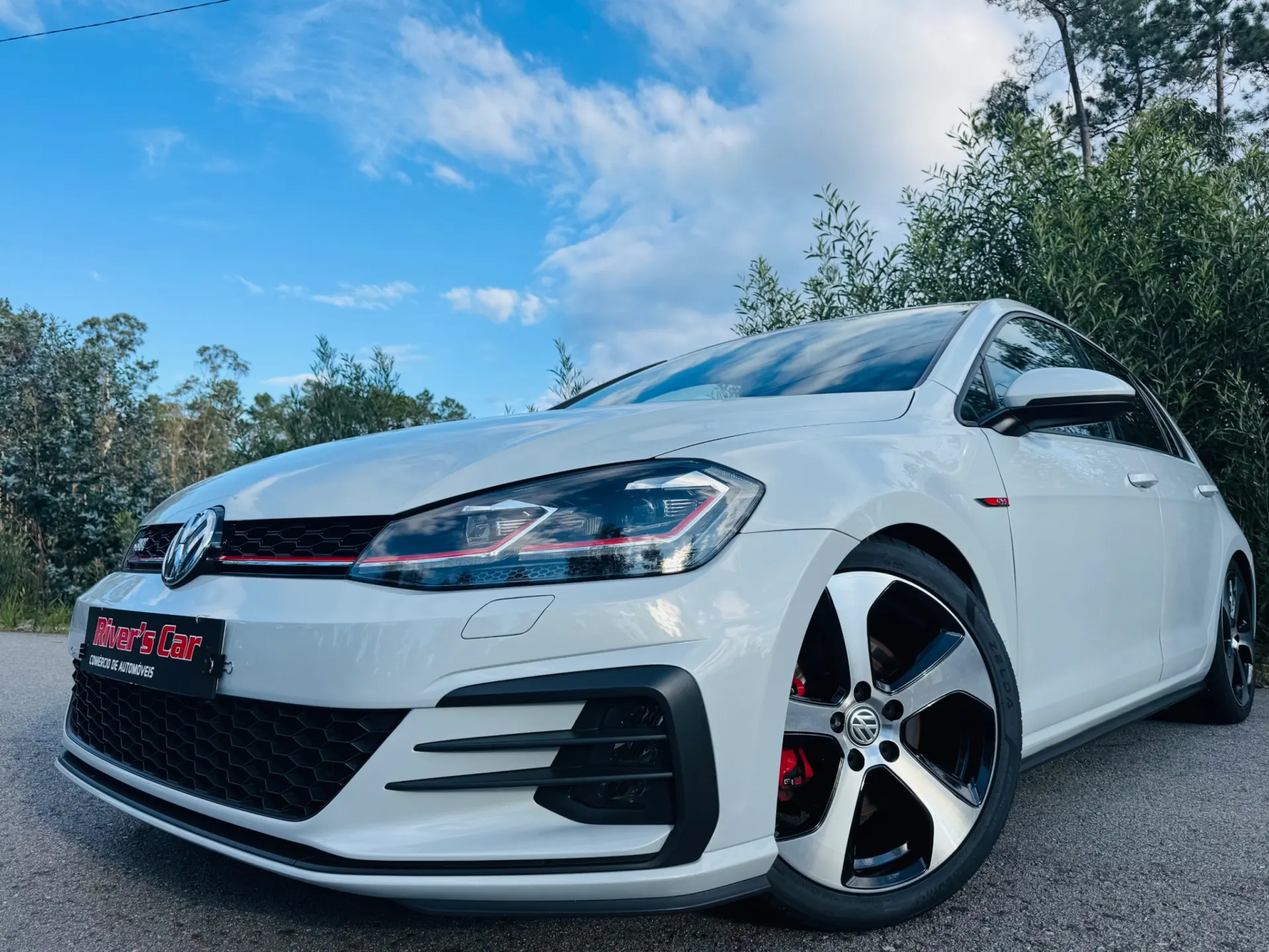 Volkswagen Golf 2.0 TSi GTi DSG Performance 3
