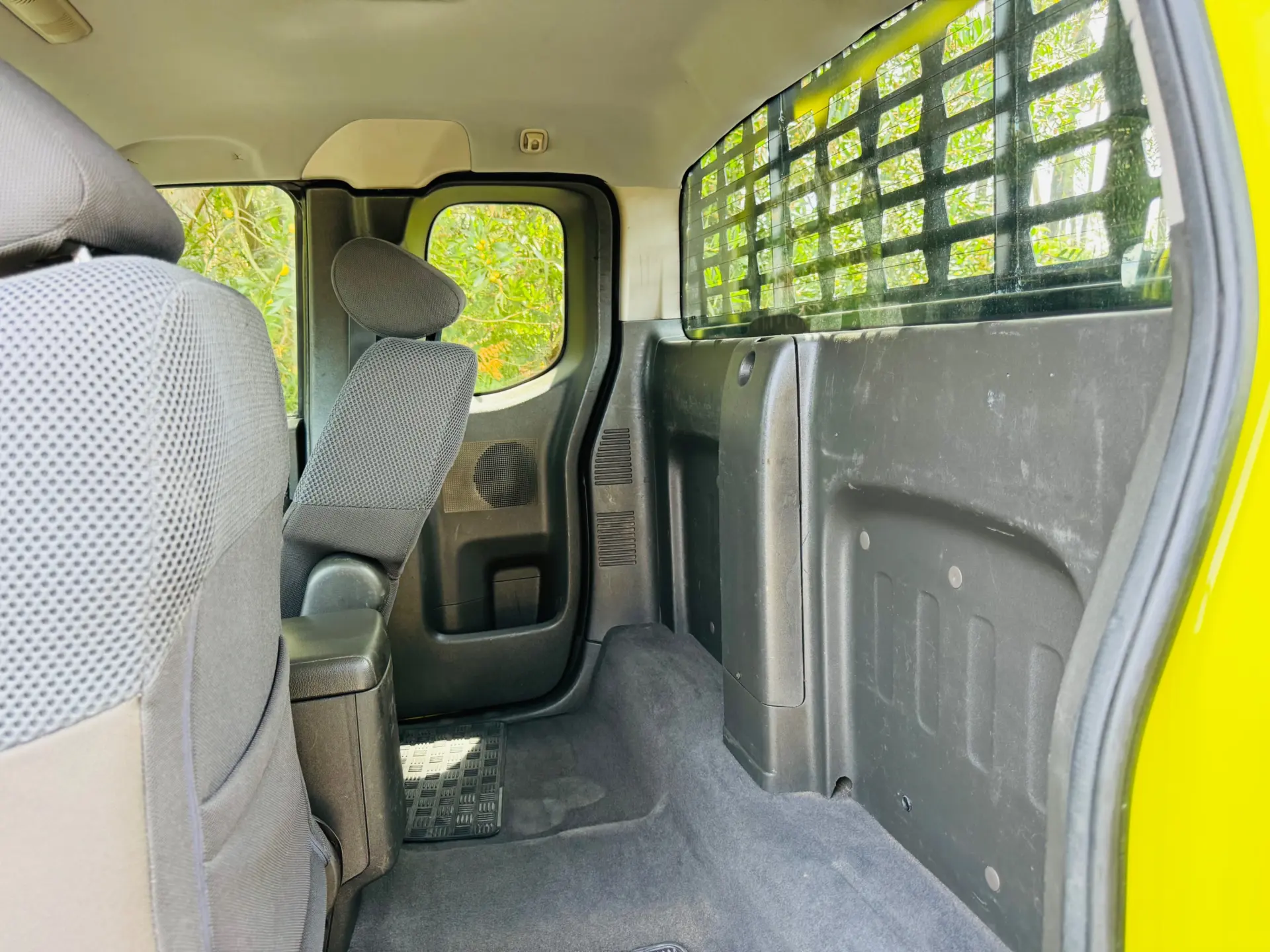 Nissan Navara 2.5 dCi CD SE Eastpak 22