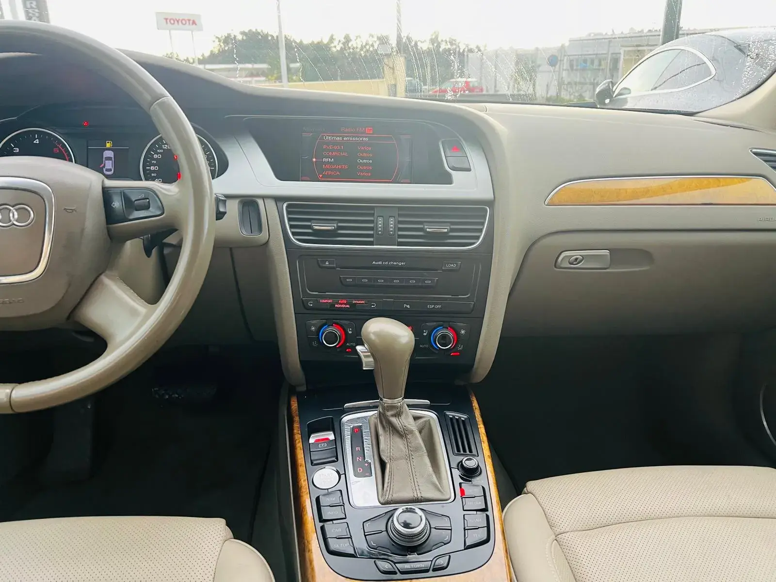 Audi A4 2.7 TDi V6 Exclusive Multitronic 28