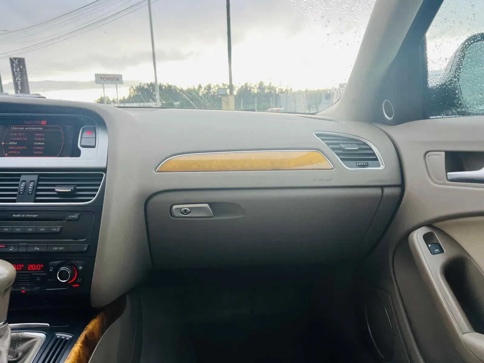 Audi A4 2.7 TDi V6 Exclusive Multitronic 29