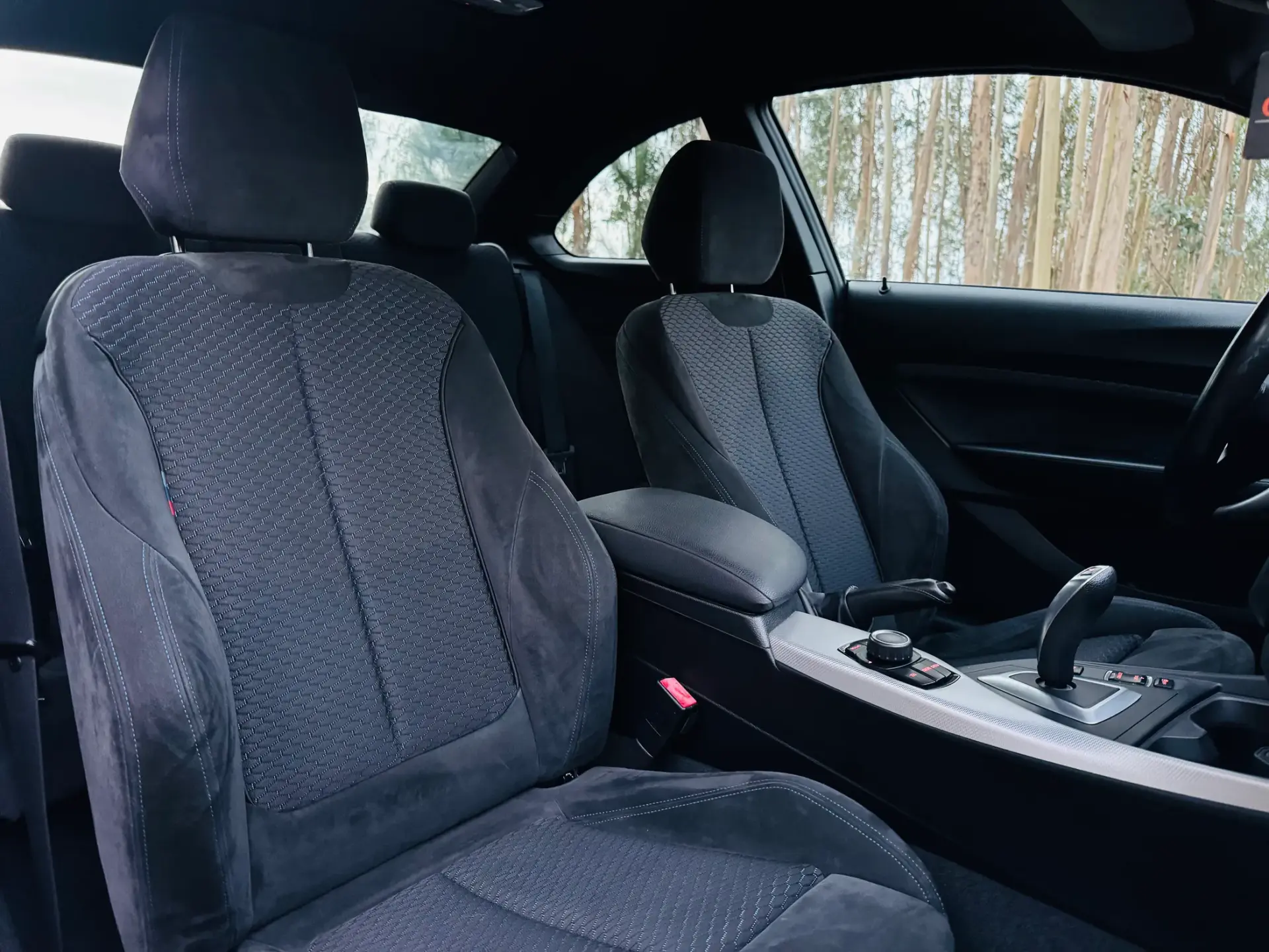 BMW 220 d Pack M Auto 38