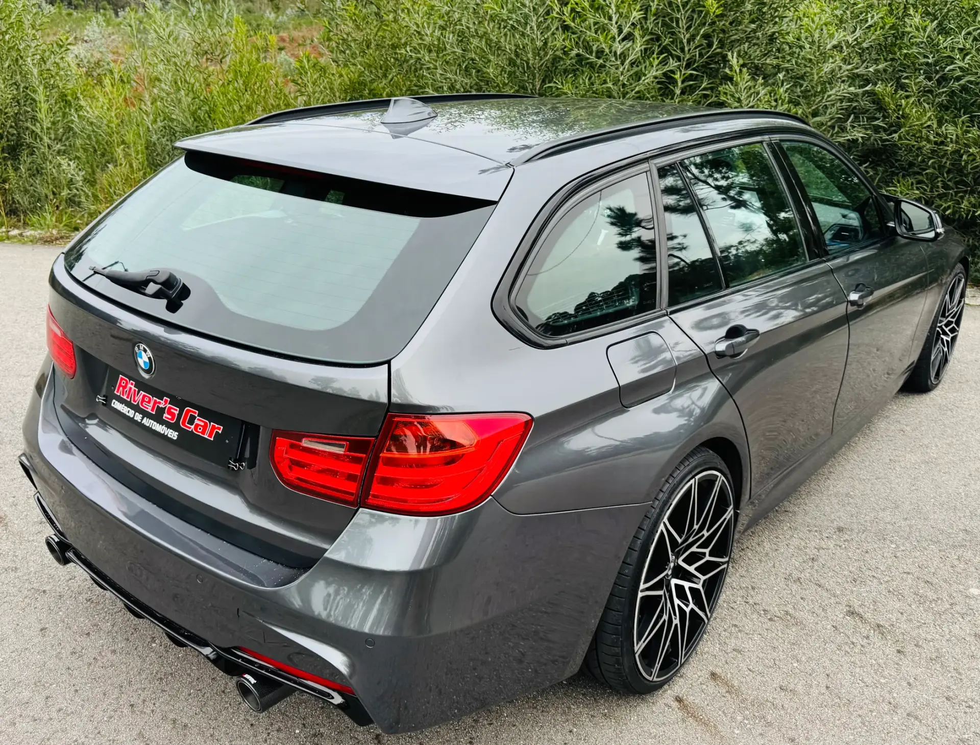 BMW 320 d Touring Auto Pack M 11