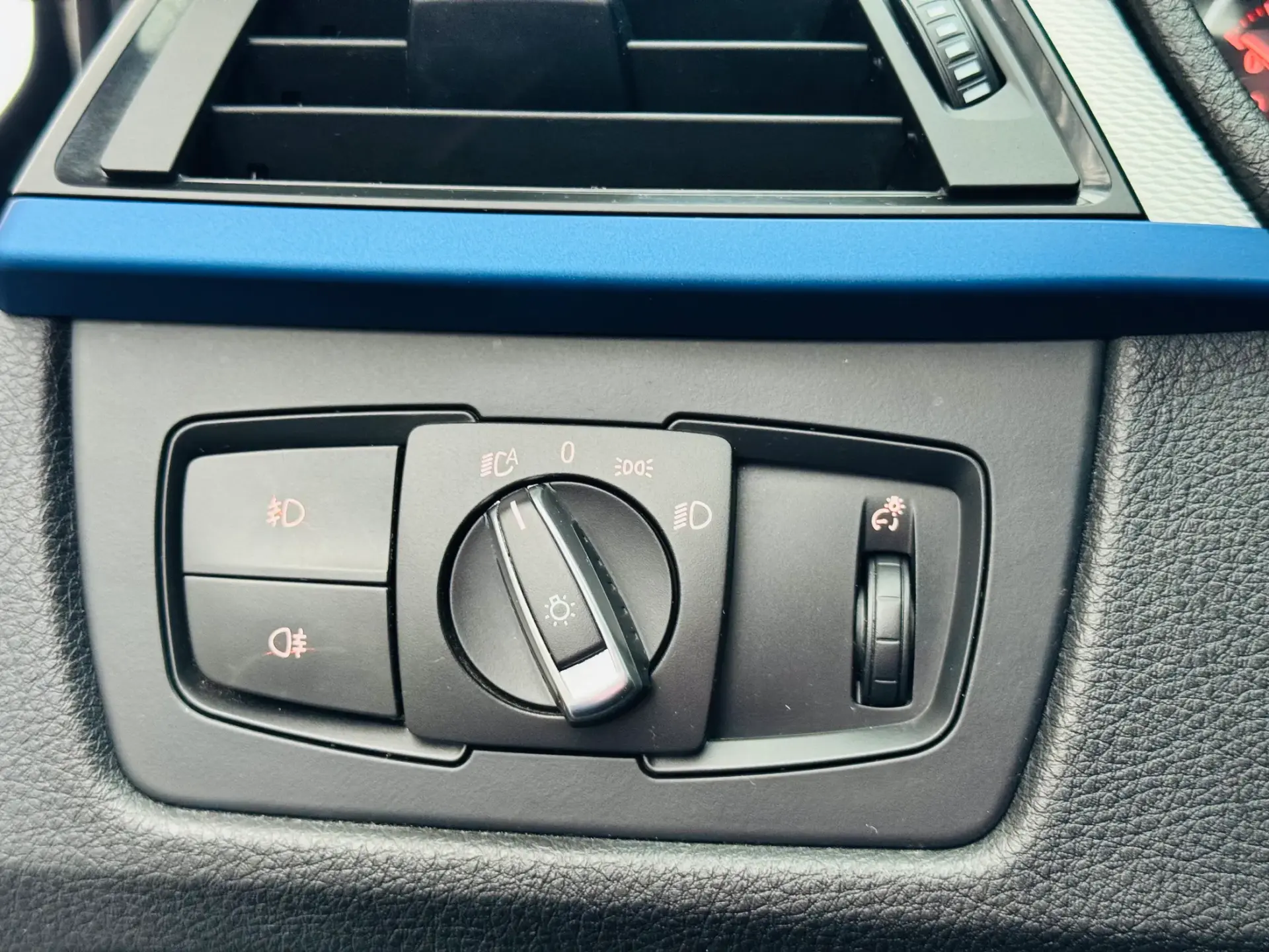 BMW 320 d Touring Auto Pack M 21